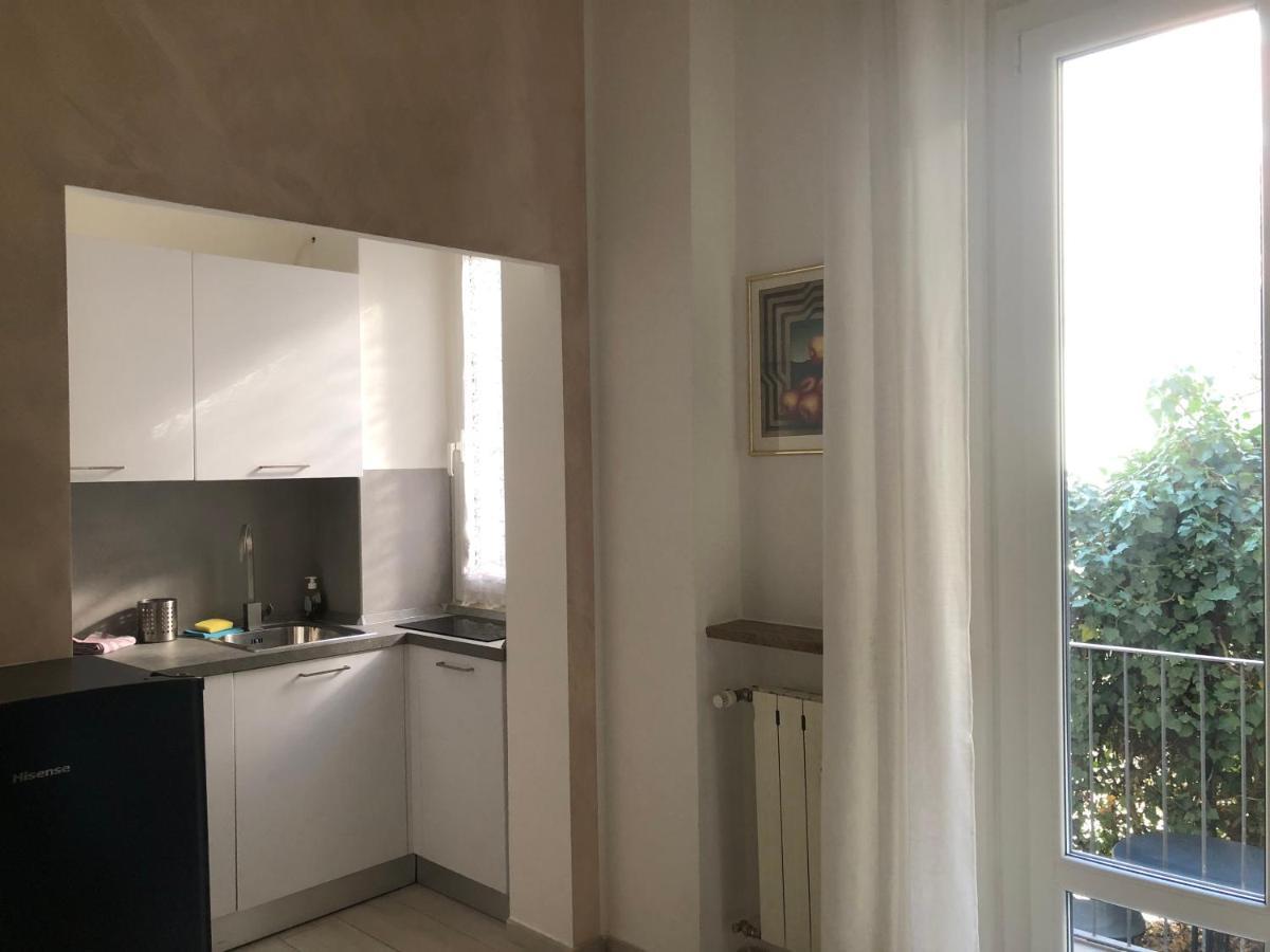 Lovely 2 Room Apartment With Small Garden Milaan Buitenkant foto