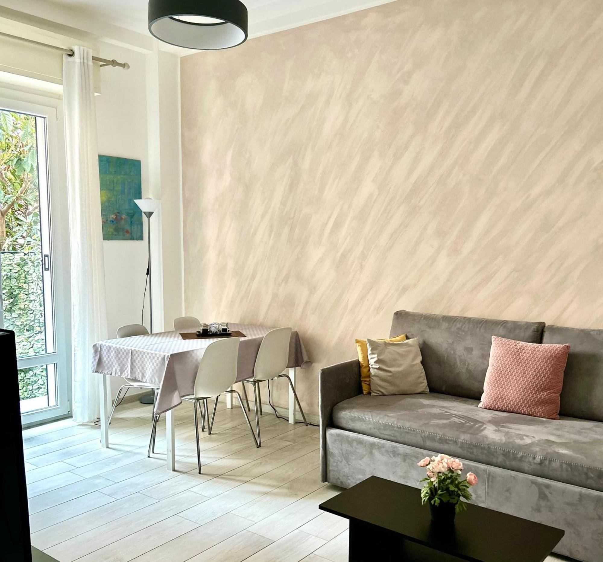 Lovely 2 Room Apartment With Small Garden Milaan Buitenkant foto