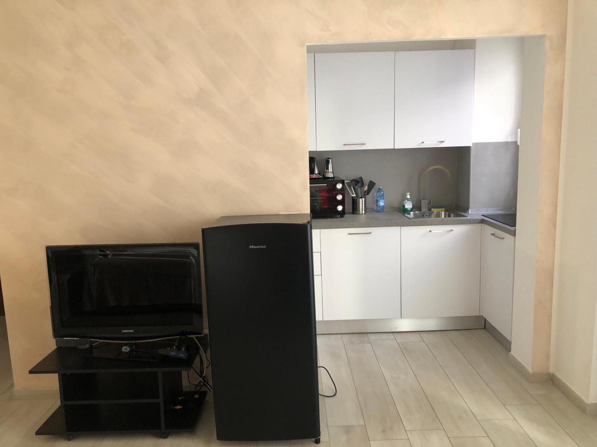 Lovely 2 Room Apartment With Small Garden Milaan Buitenkant foto